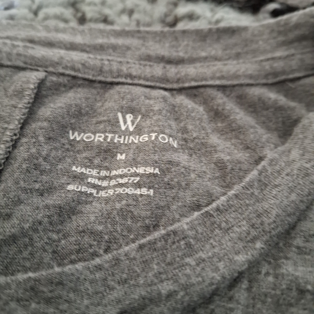 Worthington Gray Top